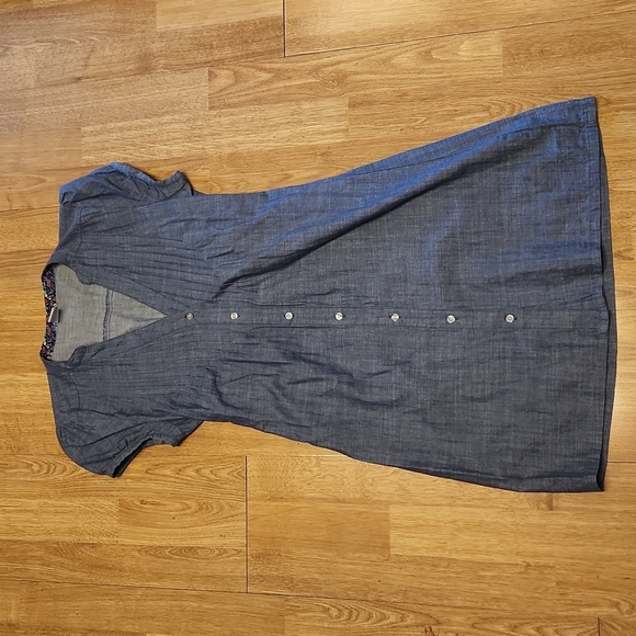 Old Navy Dresses & Skirts - Old Navy cotton chambray dress sz XS